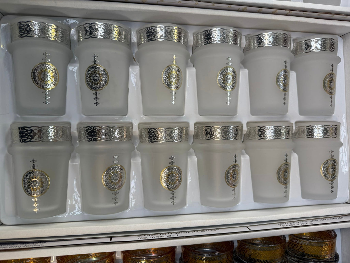 Theeglazen – Mat Glas met Zilveren Decoratie