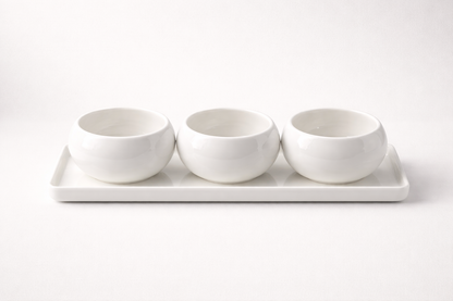 Porseleinen Snackset met 3 Kommetjes en Schaal – Wit