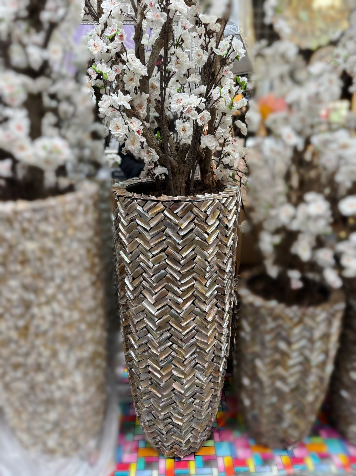 Schelpenvaas 100 cm – Inclusief Kunstbloemen